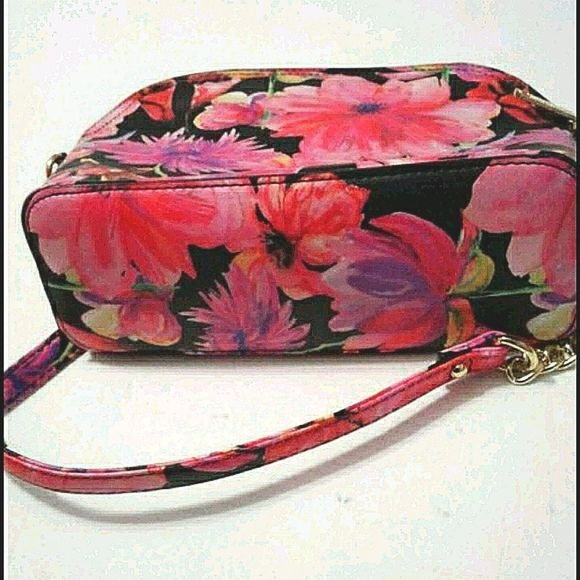 Steve Madden Black Colorful Floral Pattern Shoulder Bag - Picture 4 of 7